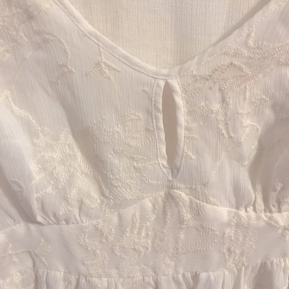 BCBG top - Picture 2 of 6